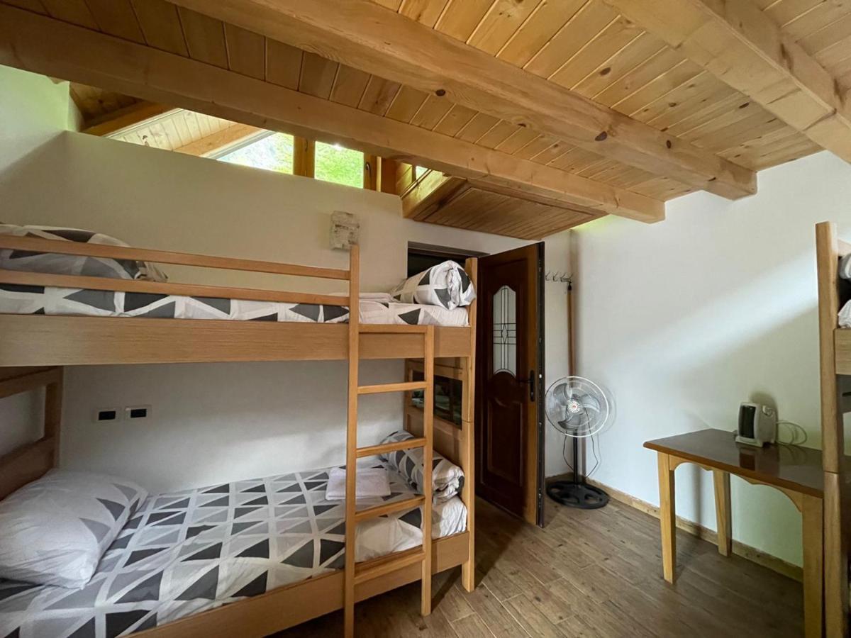 Hostel Rilindja Valbone Eksteriør billede
